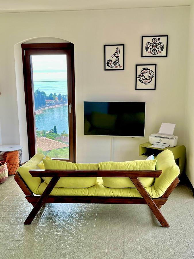 Casa Prima Vista Daire Torri Del Benaco Dış mekan fotoğraf
