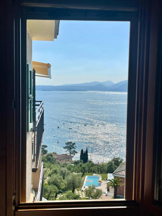 Casa Prima Vista Daire Torri Del Benaco Dış mekan fotoğraf