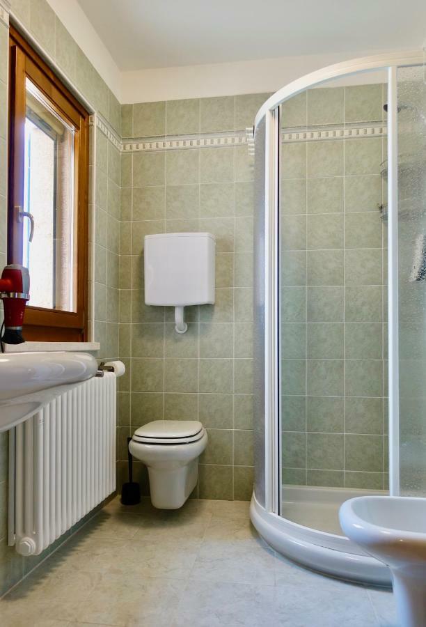 Casa Prima Vista Daire Torri Del Benaco Dış mekan fotoğraf